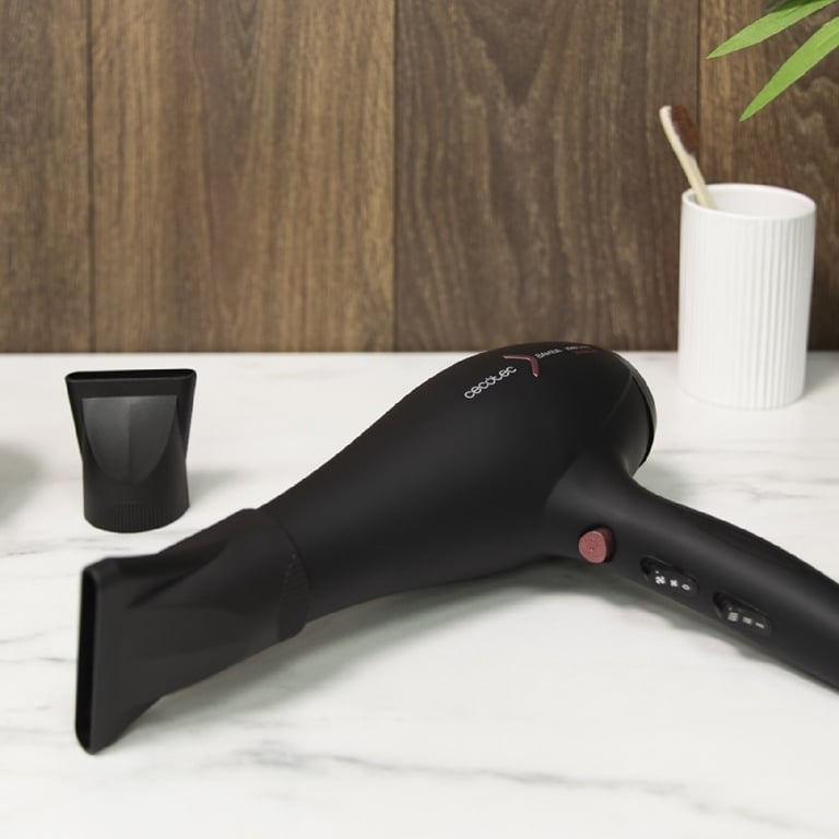 Cecotec Bamba IoniCare 5350 PowerShine Fire - vue 3
