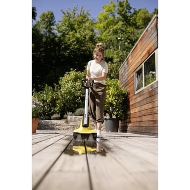 Limpia patios KARCHER PCL 3-18 (sin batería)