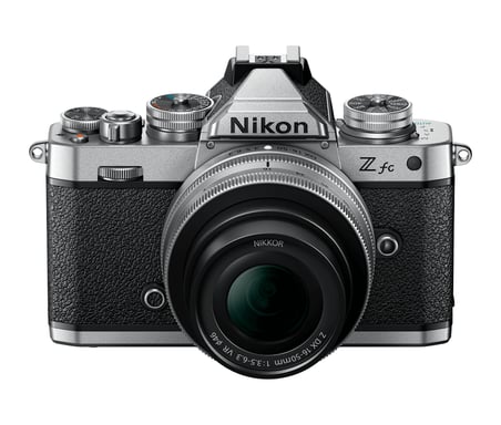 Nikon Z fc + 16-50 VR MILC 20,9 MP CMOS 5568 x 3712 Pixeles Negro, Plata