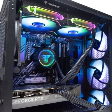PC Gamer PcCom Ready AMD Ryzen 7 5700X, 32 Go RAM, SSD 1 To, RTX 5060 LE, Refroidissement Liquide ARGB