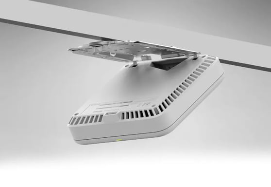 NETGEAR WBE710 Blanc Connexion Ethernet, supportant l'alimentation via ce port (PoE)