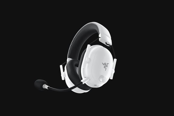 Razer BlackShark V2 Pro Auriculares Inalámbrico Diadema Juego Blanco