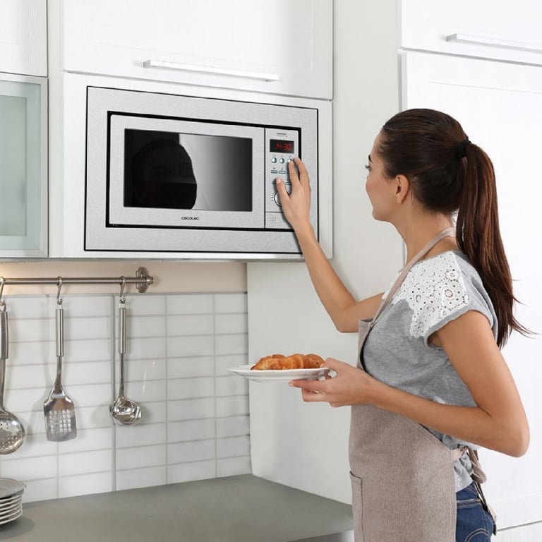 CECOTEC 01390 - Micro-ondes encastrable GrandHeat 2500 Built-In Steel - Neuf