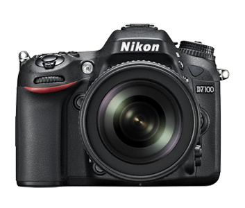 Nikon D7100 + AF-S DX NIKKOR 18-105mm Kit d'appareil-photo SLR 24,71 MP CMOS 6000 x 4000 pixels Noir - Très bon état