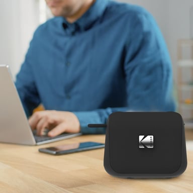 Altavoz Bluetooth Kodak IP66 resistente a la intemperie - TWS Sonido estéreo, graves profundos, Bluetooth v5.0, micrófono incorporado, batería de larga duración, carga de batería Type-C, potencia 5W RMS