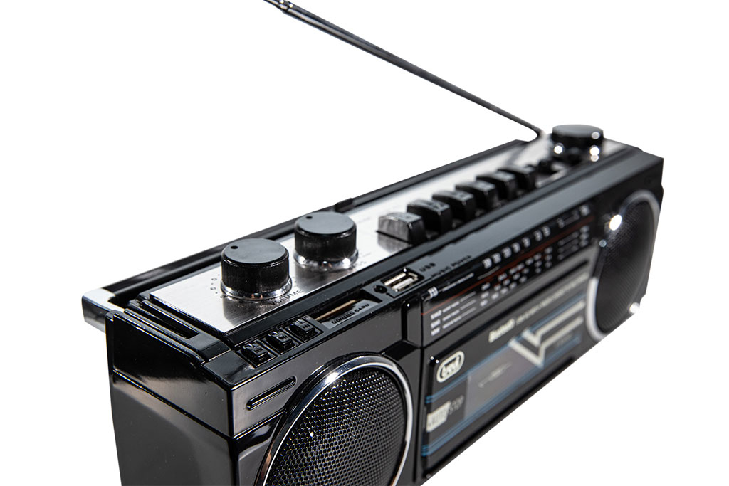 Radio Trevi RR 501 BT – Bluetooth, USB, SD, Lecteur Cassette Analogique - vue 3