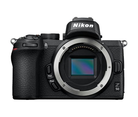 Nikon Z 50 + 16-50mm dx MILC 20,9 MP CMOS 5568 x 3712 pixels Noir