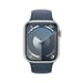 Watch Series 9 GPS, boitier en aluminium de 45 mm avec boucle en caoutchouc, Bleu, M/L
