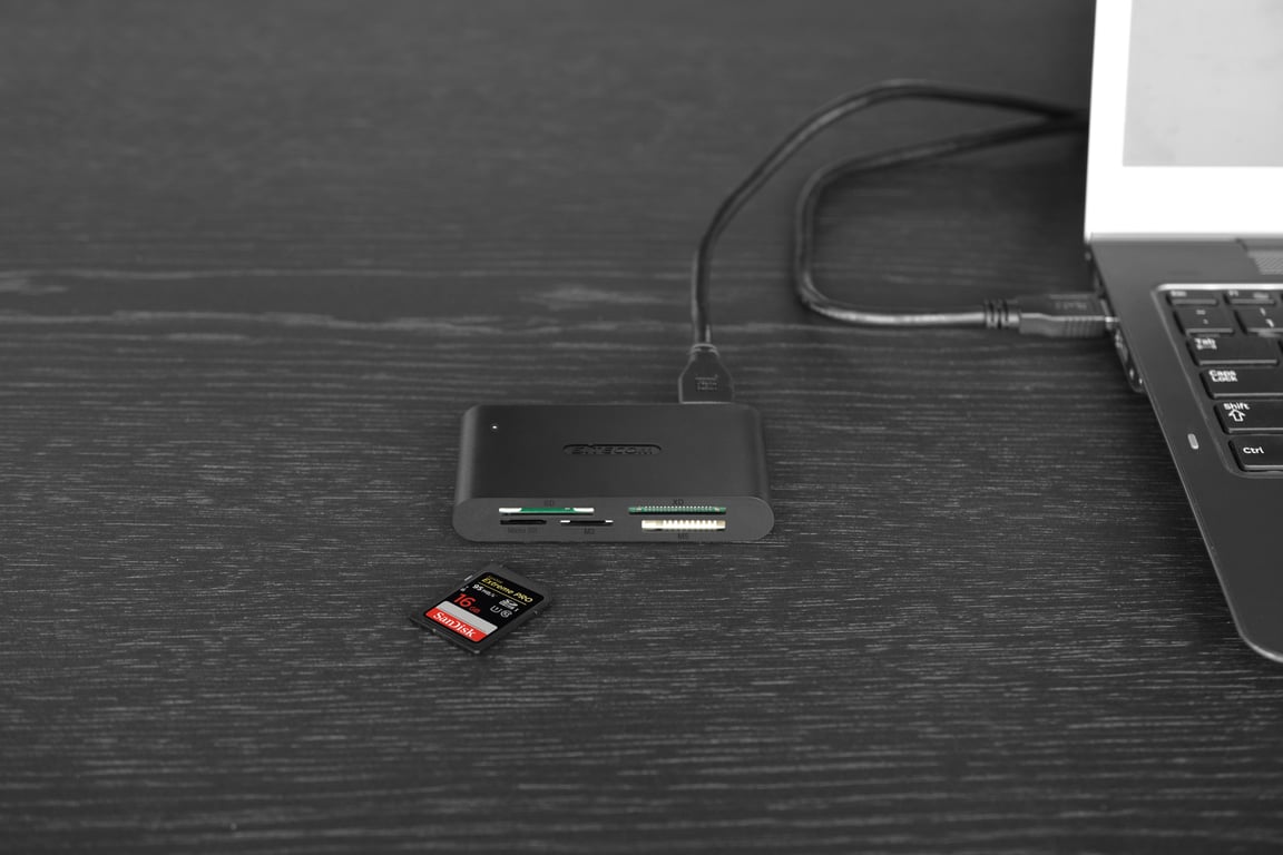 Sitecom MD 061 USB 3.0 Memory Card Reader Neuf - vue 3