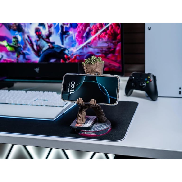 Figurine support manette ou smartphone Groot jeune - vue 2