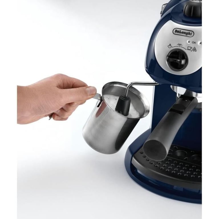 Machine À Expresso De'Longhi EC191CD – 15 Bars, 2 Tasses, Buse Vapeur Cappuccino - vue 4