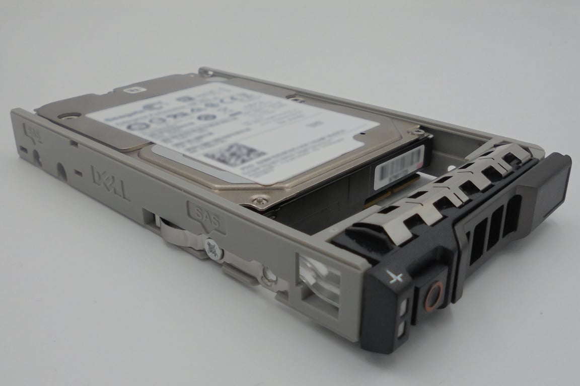 Origin Storage Disque dur 900 Go échangeable à chaud 3.5 SAS 6Gb/ 10000 toursmin pour Dell PowerEdge T430 3.5 T630 3.5 Dell EMC PowerEdge R430 R530 R730 R730xd - vue 4