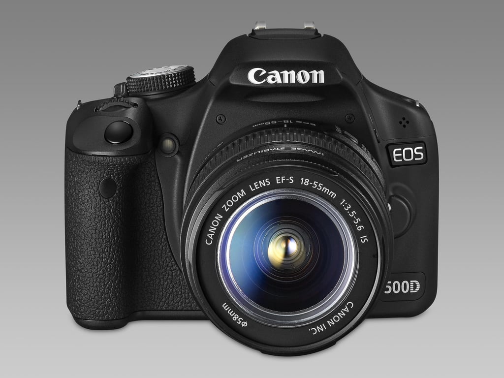 Canon Eos 500D + 18-55Mm Is Kit D'Appareil-Photo Slr 15,1 Mp Cmos 4272 X 2848 Pixels Noir