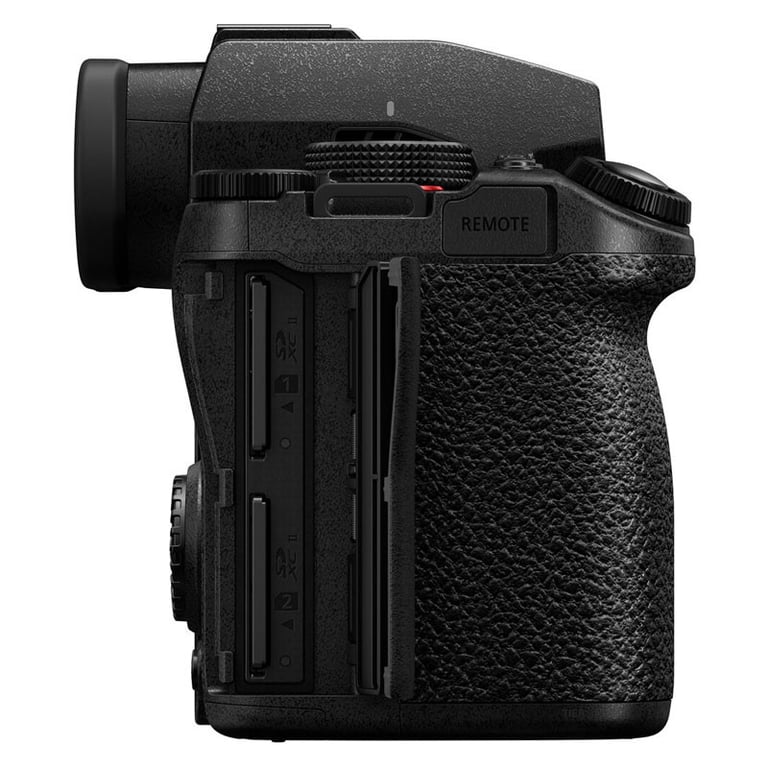 PANASONIC Lumix S5 MARK II X + Objectif 28 200 f4.0 7.1 Neuf - vue 2