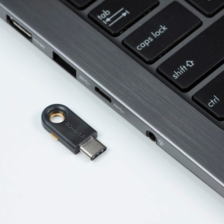 Yubico YubiKey 5C USB C - vue 3