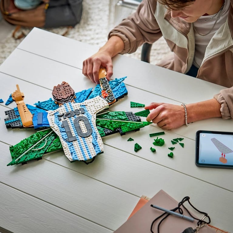 LEGO® Editions Football 43018 Lionel Messi – La célébration - vue 5