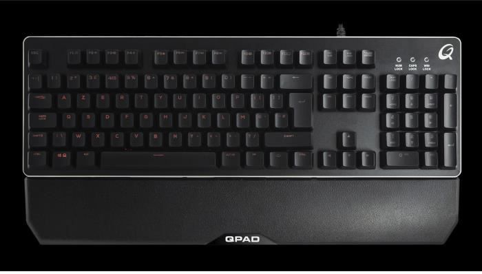 QPAD Clavier gaming membranical aluminium RGB MK40 QPAD - AZERTY
