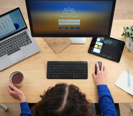 Trust Lyra teclado Oficina USB + RF Wireless + Bluetooth QWERTY Español Negro