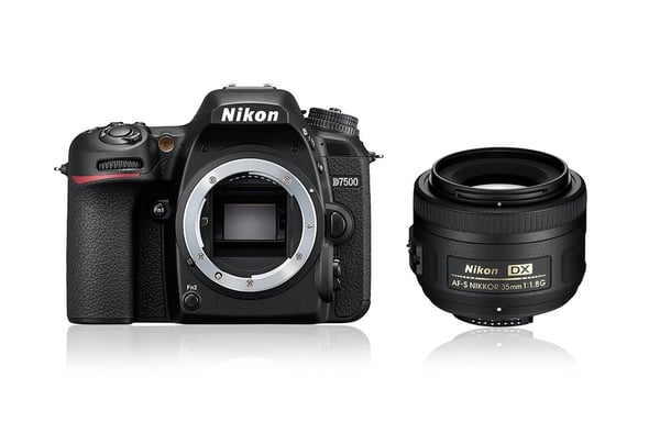 Nikon D7500 + AF-S DX NIKKOR 35mm Juego de cámara SLR 20,9 MP CMOS 5568 x 3712 Pixeles Negro
