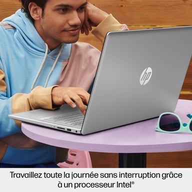 HP 17-cn3007nf Intel® Core™ i3 i3-N305 Portátil 43,9 cm (17.3'') Full HD 8 GB DDR4-SDRAM 512 GB SSD Wi-Fi 6 (802.11ax) Windows 11 Home Plata