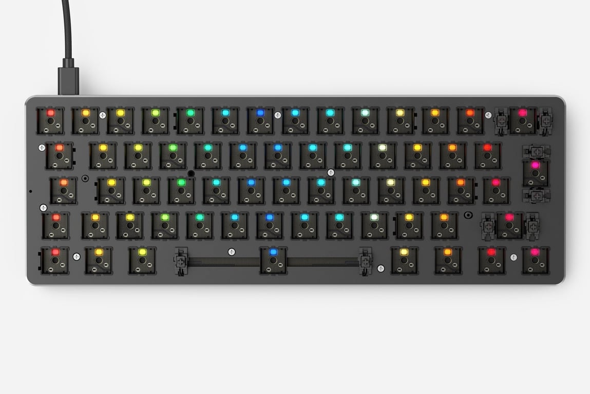 Base de clavier mécanique Glorious PC Gaming Race GMMK Compact ISO 62 touches RGB Neuf