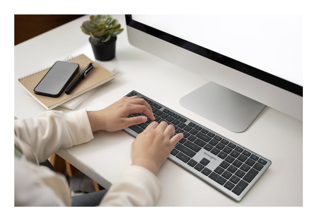 Clavier PC Kensington KB535 EQ Rechargeable – Multi-Appareils, Sans Fil - vue 4
