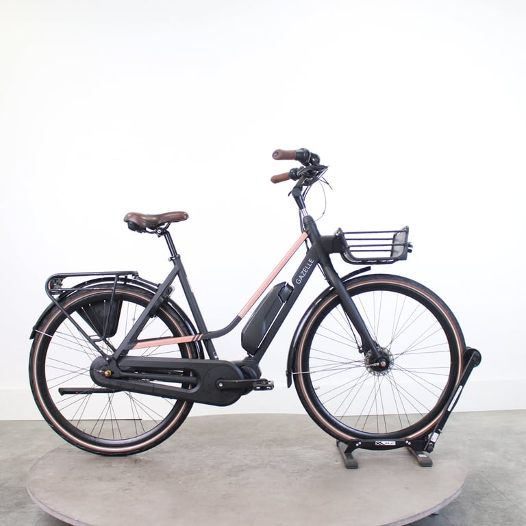 Moustache Samedi 28.3 Open — VTC électrique Bosch Active Line 36V 13Ah 500Wh roues 28 - vue 7