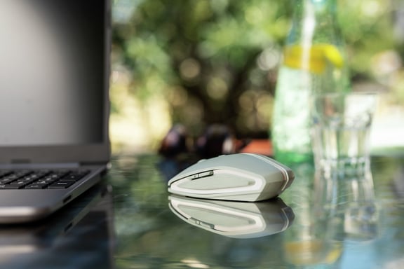 CHERRY GENTIX BT Mouse da gioco ambidestro Bluetooth ottico 2000 DPI