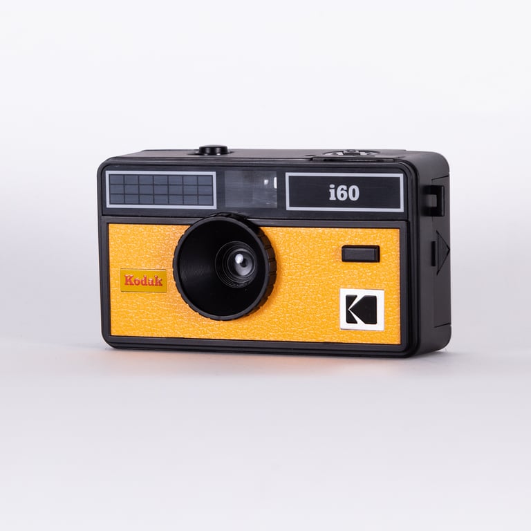 KODAK DA00258 - Pack Appareil Photo KODAK i60 et 1 pellicule 100 ISO de 36 poses, Objectif Optique 31 mm, Convient aux films ISO 200/400/800, Pour les films couleur de 35 mm - Jaune