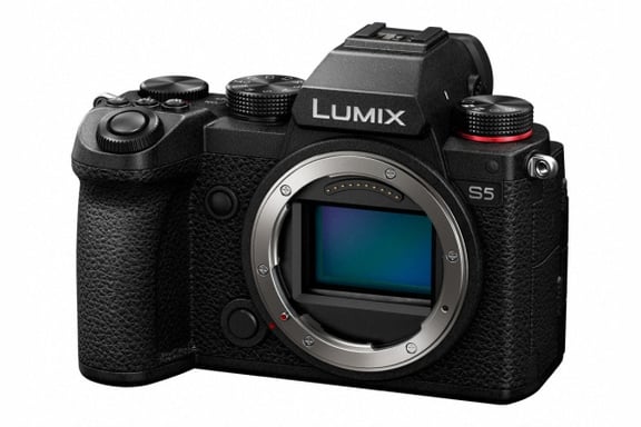 Panasonic Lumix S5 Boîtier MILC 24,2 MP CMOS 6000 x 4000 pixels Noir