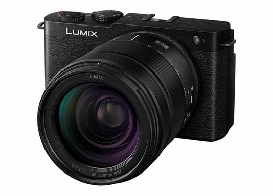 Panasonic Lumix S9 + 28-200mm F4-7 Appareil-photo compact 24,2 MP CMOS 12000 x 8000 pixels Noir