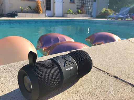 Enceinte nomade Bluetooth Waterproof Toshiba WSP-200 Noire