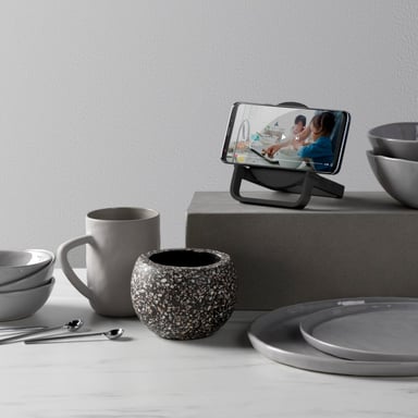 Belkin Boost Charge Smartphone Nero Ricarica senza fili interna Ricarica rapida
