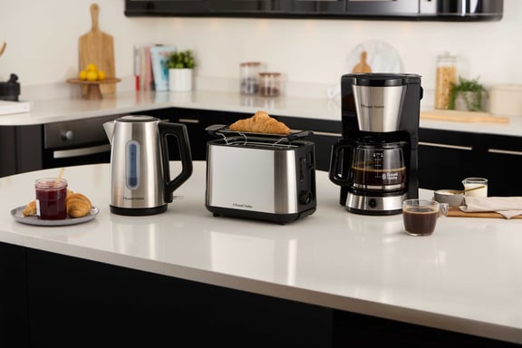 Russell Hobbs 27400-56 machine à café Semi-automatique Machine à café filtre 1,25 L
