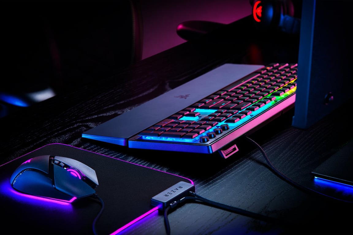 Razer Ornata V3 clavier Gaming USB QWERTY Anglais Noir - Neuf