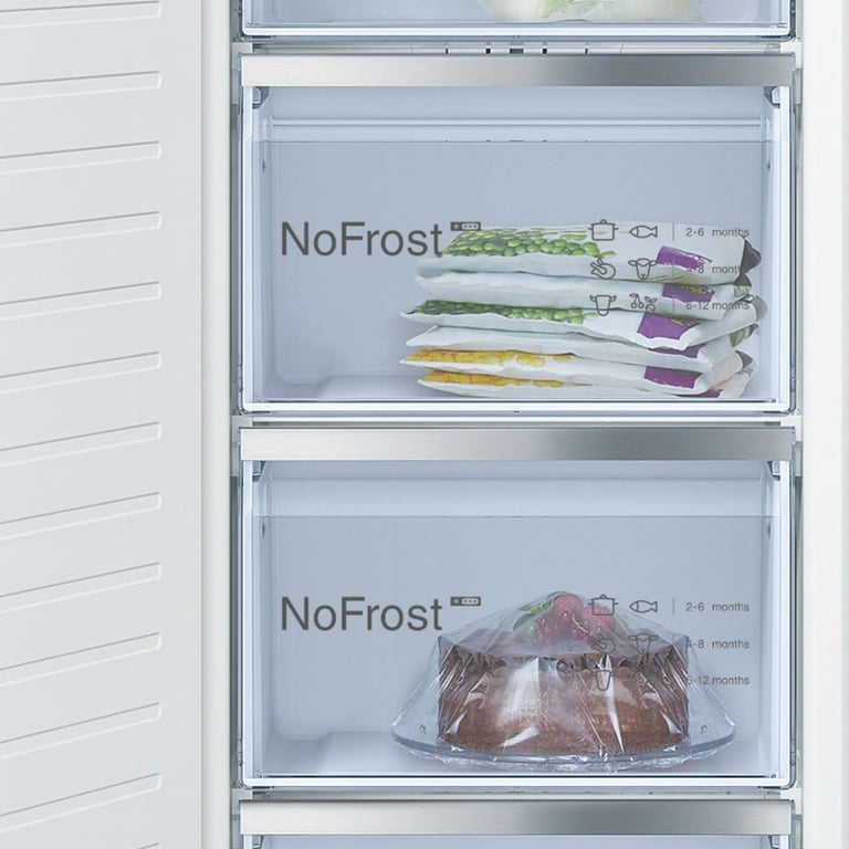 Bosch Serie 6 GIN81ACE0 congélateur Congélateur vertical Intégré 212 L E Blanc - Neuf