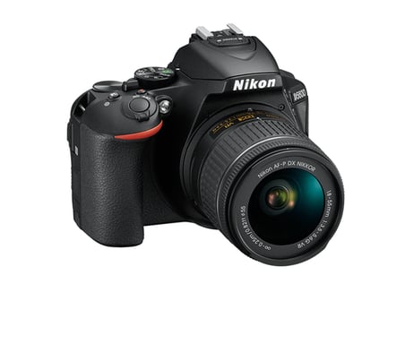 Nikon D5600 + AF-P DX 18-55mm VR + 16GB SD Juego de cámara SLR 24,2 MP CMOS 6000 x 4000 Pixeles Negro