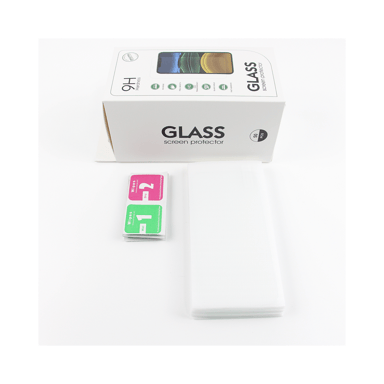 Pack de 50 Films Ecran Verre Trempé Compatible avec iPhone 16 Pro / 17 / 17 Pro