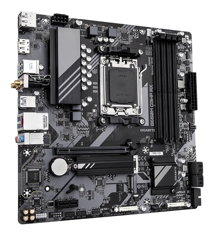 Gigabyte B650M D3HP AX - vue 3