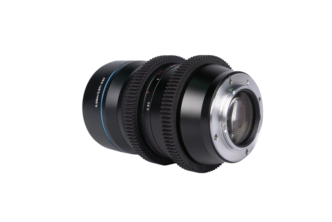 Sirui 35 mm F1.8 1 33x APS C compatible Monture M43 - vue 3