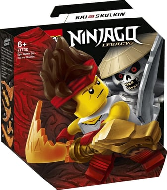 LEGO NINJAGO 71730 - Battaglia Epica Kai vs Skulkin con 2 Minifigure e Armi Rosse