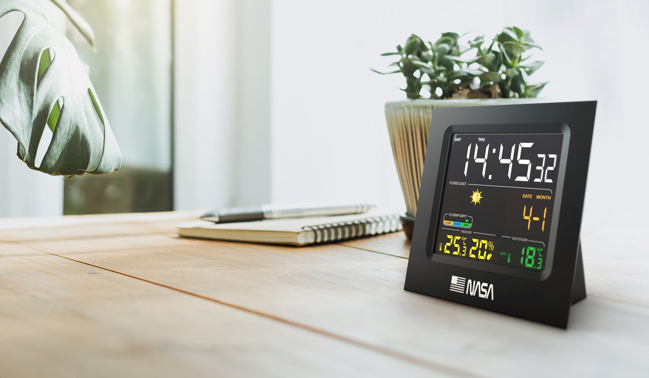 NASA WS300 Station Météo Ecran LCD 4.3 Piles AAA Fonctions CalendrierHorlogeAlarme Neuf - vue 2