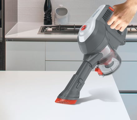 Hoover HF122AH 011 Aspirateur-balai 2 en 1 Batterie Sec Tissu Sans sac 0,9 L 170 W Titane