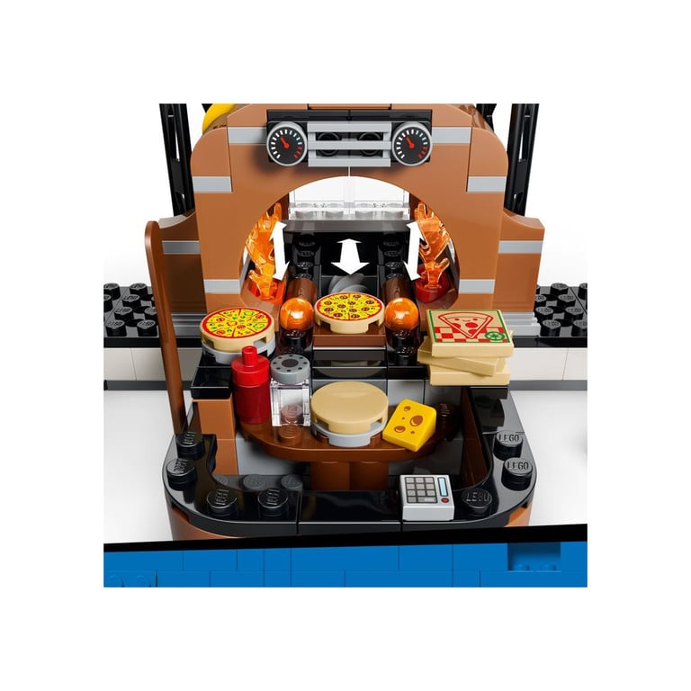 LEGO® City 60496 La pizzeria et ses véhicules de livraison - vue 6