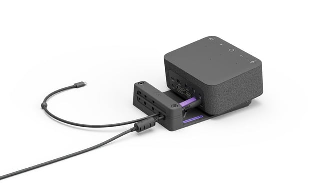DockFocusRoomKitTeams-USB-PLUGG-WW-9004
