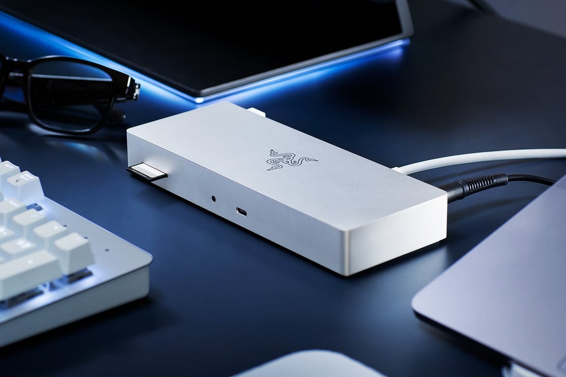 Razer RC21 01690200 R3W1 station d'accueil Avec fil Thunderbolt 4 Neuf - vue 2