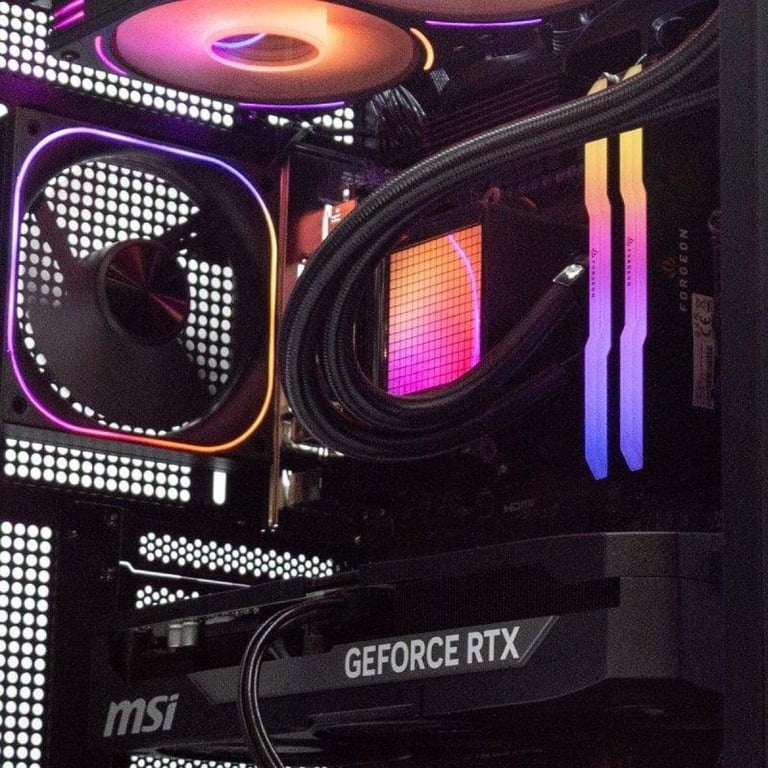 PC de bureau PcCom Imperial AMD Ryzen 7 9800X3D 1TB SSD RTX 5070 Ti Windows 11 Home - vue 2