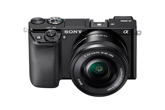 Sony 6000 + 16 - 50mm MILC 24,3 MP CMOS 6000 x 4000 Pixeles Negro