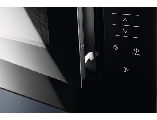 Four Micro-Ondes Grill Electrolux KMFD263TEX – 26L, 900W, Inox, TouchOpen - vue 5
