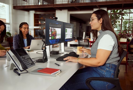 Poly Auriculares Voyager Legend 50